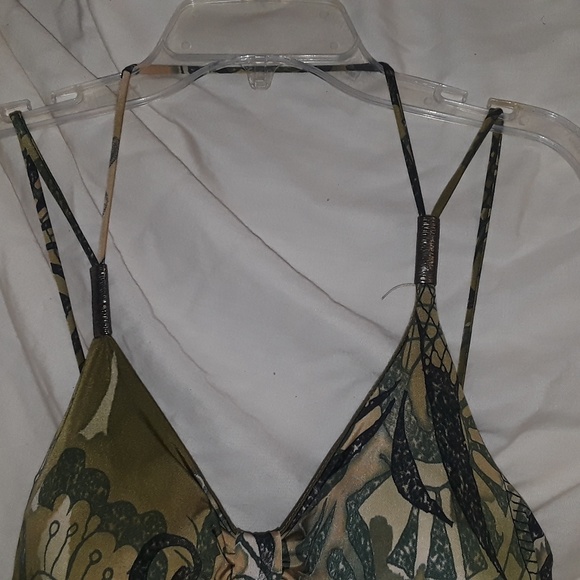 Women's top - Picture 2 of 2